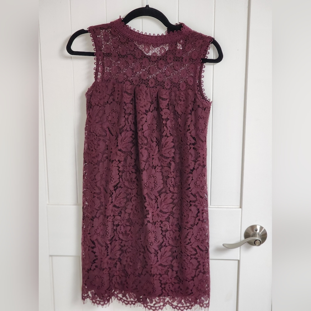 Lace dress